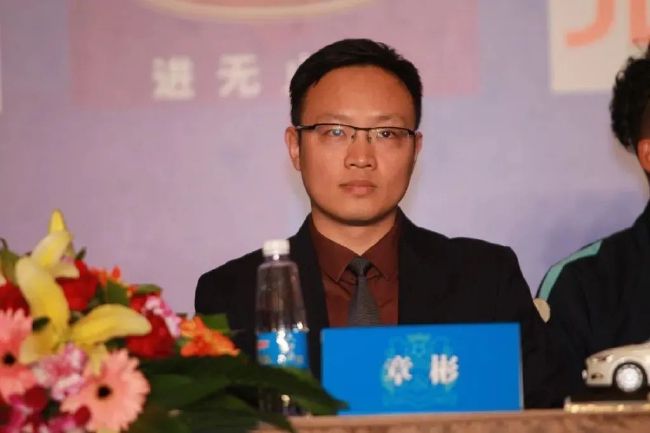 亚洲直播在线一区